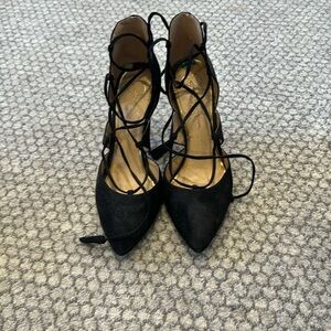 Black heel strappy